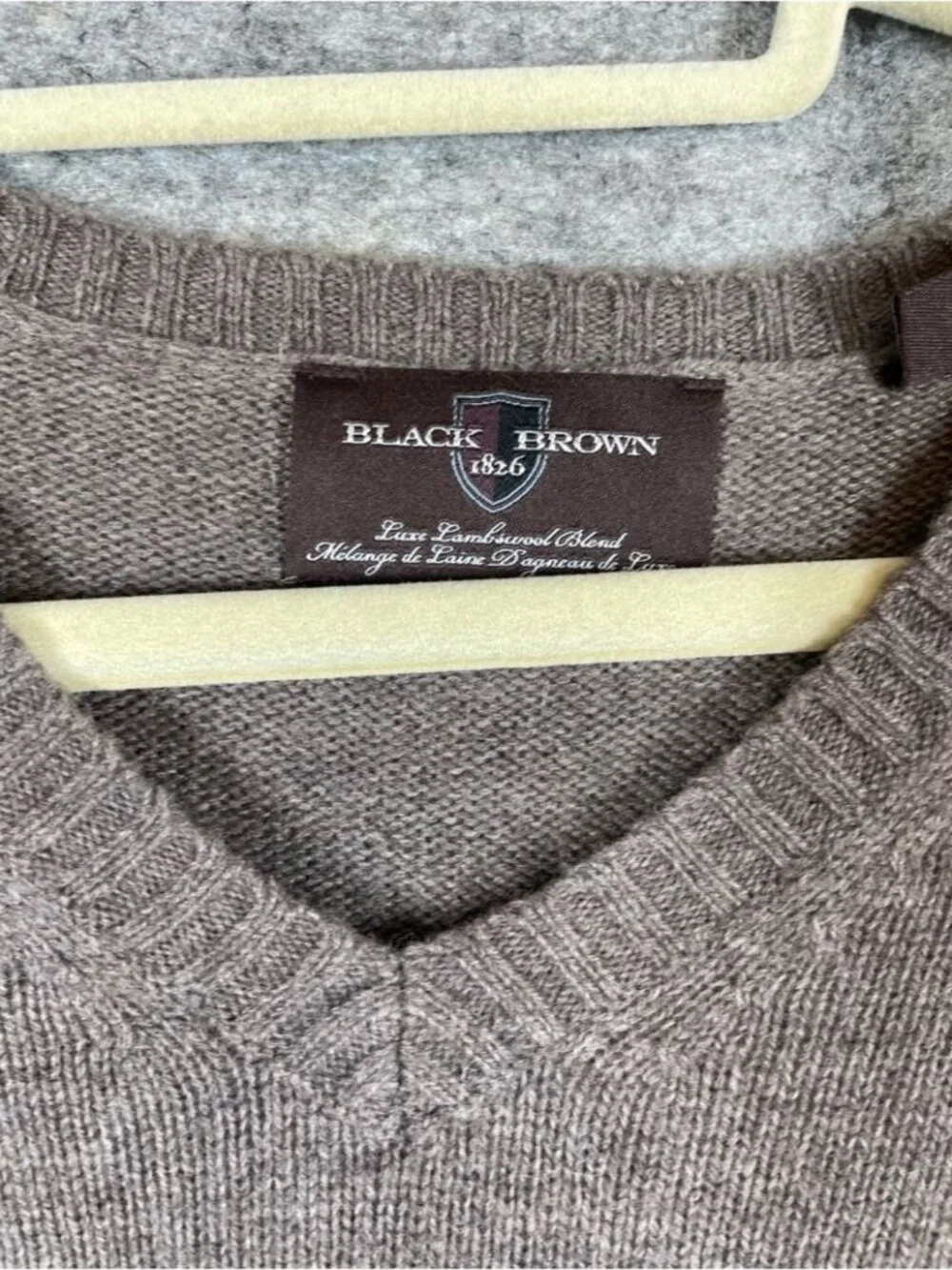 Black Brown 1826 Lambswool Blend V-Neck Sweater Brown Large Classic Casual Fall